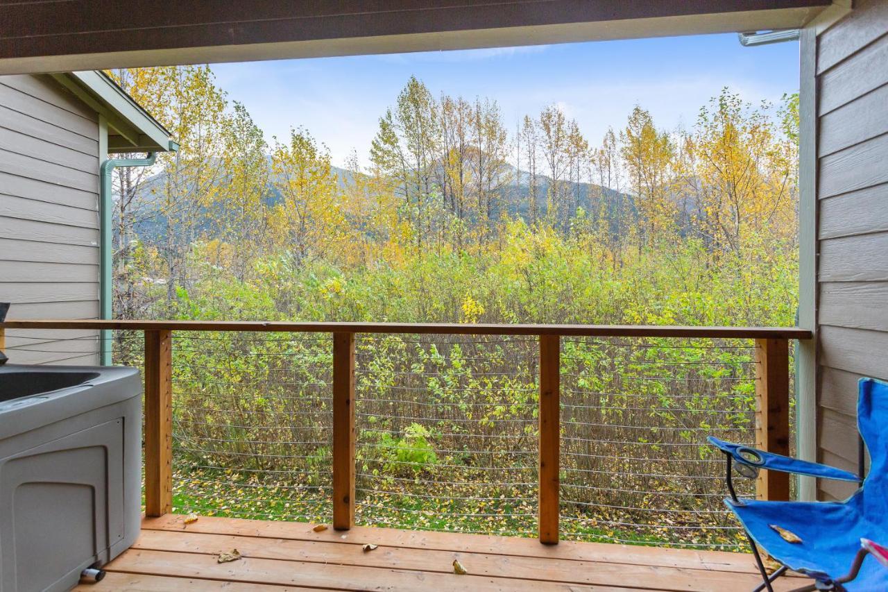 Glacier Creek Girdwood Exteriör bild